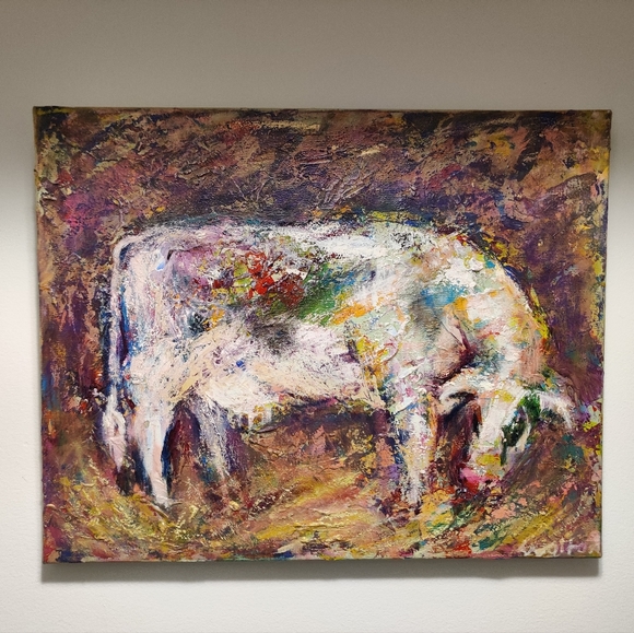 Abstract Cow Painting - Multicolor - Picture 3 of 13